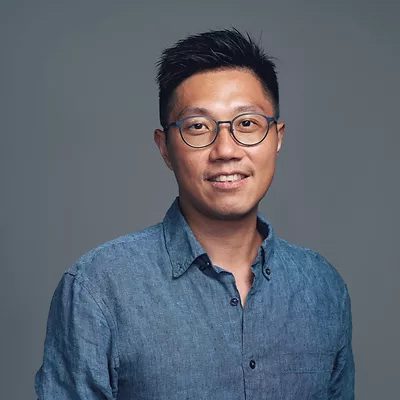 Going down the time river: revealing correlations of mental illnesses and pandemics